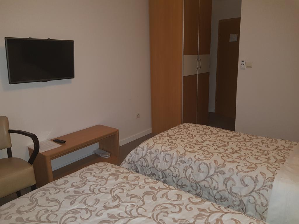 Hotel Dvor Bijelo Polje Exterior photo